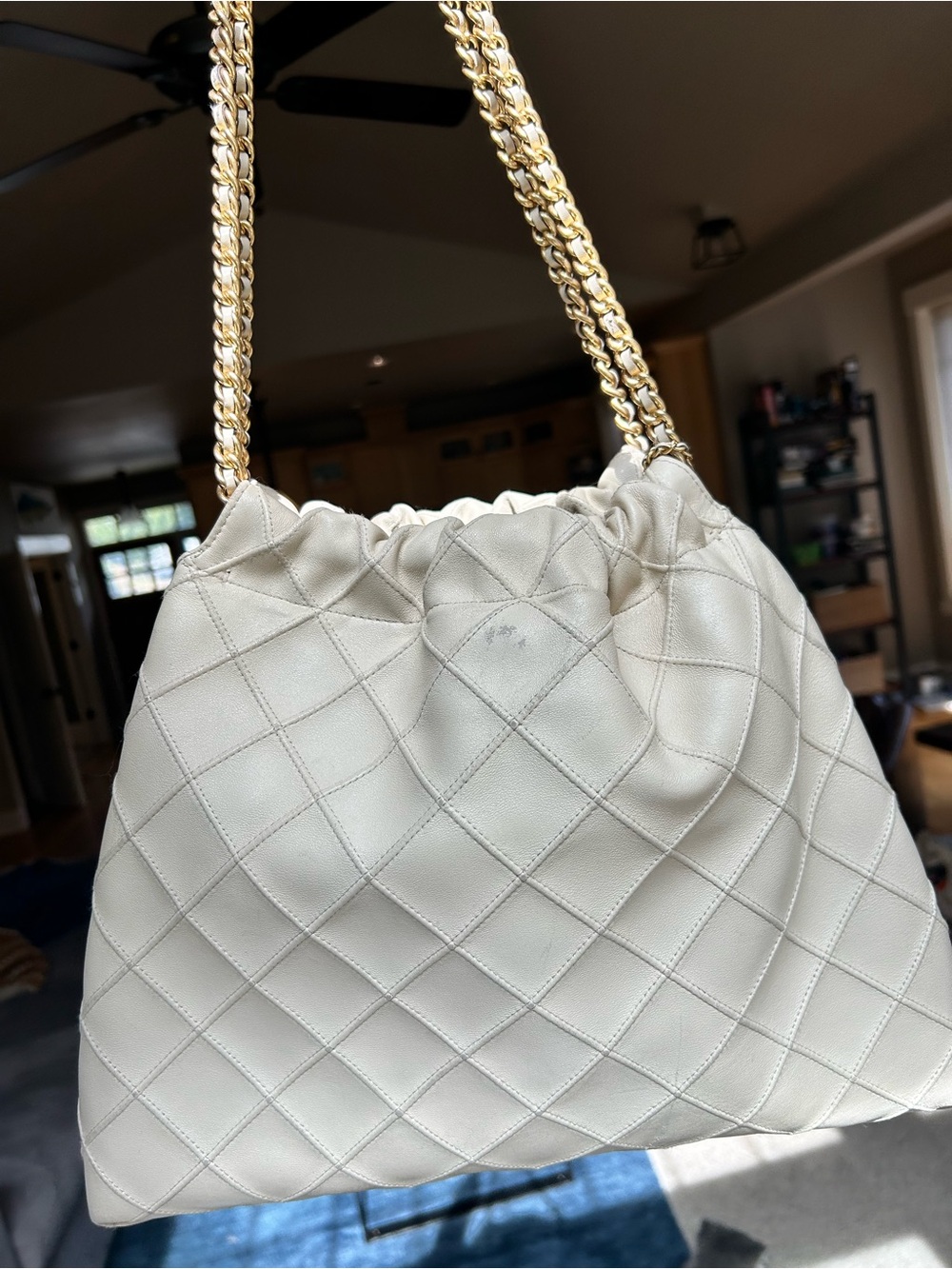 Tory Burch Fleming Soft Hobo Bag Large Cream Shoulder Bag Gold Hardware
